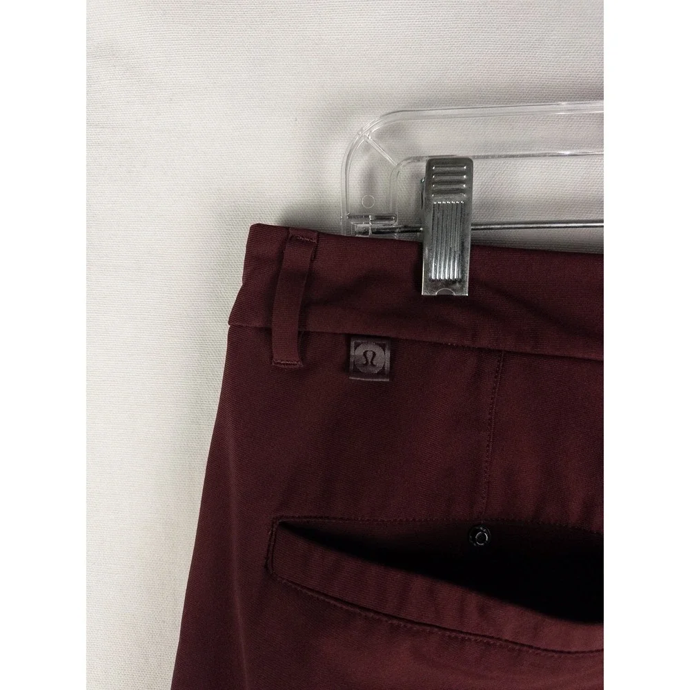 Lululemon ABC Pants Mens 32X31 Burgundy Chino Flat‎ Front Athleisure